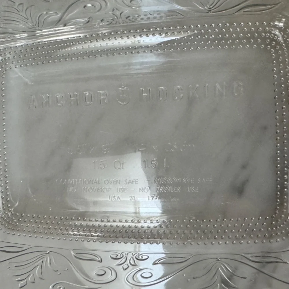 Anchor Hocking Clear Laurel Embossed Glass Loaf Pan 5.5" X 9" Inch 1.5 Qt USA - Picture 4 of 9